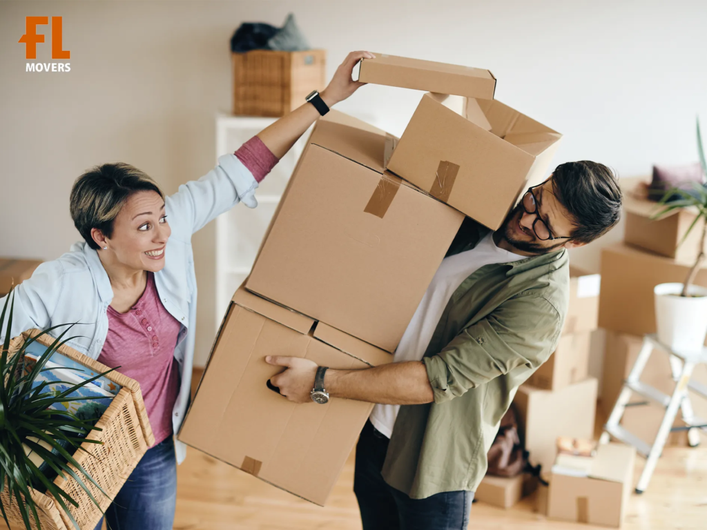 Happy Customers Loading Boxes Fort Lauderdale Moving Happy Customers Loading Boxes