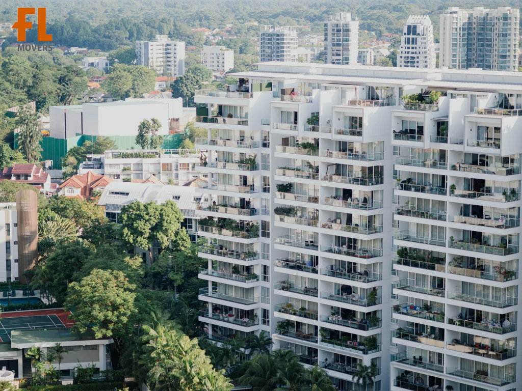Summer Condo Moving High-Rise Palms Tennis Court Summer Condo Moving High-Rise Palms Tennis Court